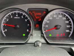 各種情報や設定が可能なディスプレー