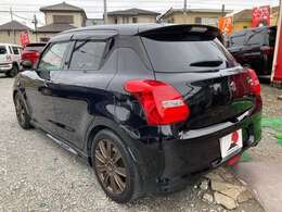 車に関する事ならどんな事でも「フジヤマトレーディングカンパニー　」までお問い合わせ下さい。当店TEL047-137-7555。中古車販売・板金・車検・廃車・買取・保険取り扱い。