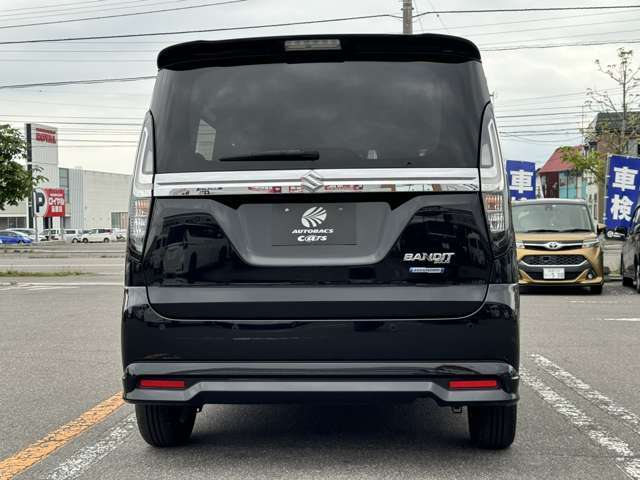 オートローンやクレジット購入ができます。新車、中古車のご契約時に、店内用品や追加作業等、まとめてローンを組むことができます。お支払もまとまる為、管理がしやすく後から単体で購入するよりも安くお得です。