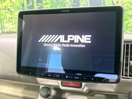 【BIG-X11インチナビ】人気の大画面BIG-Xナビを装備。専用設計で車内の雰囲気にマッチ！ナビ利用時のマップ表示は見やすく、テレビやDVDは臨場感がアップ！いつものドライブがグッと楽しくなります♪