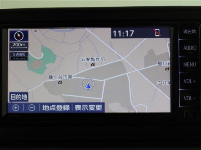 純正ナビを装備。タッチパネル式で使いやすく、お出かけもラクラクです。