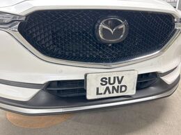 【純正エアロ】人気の純正エアロを装備！クルマの外観がよりスタイリッシュになり、街中で存在感あふれる1台に♪将来買い替える時にもリセールに影響しやすく、価値ある人気の装備です！