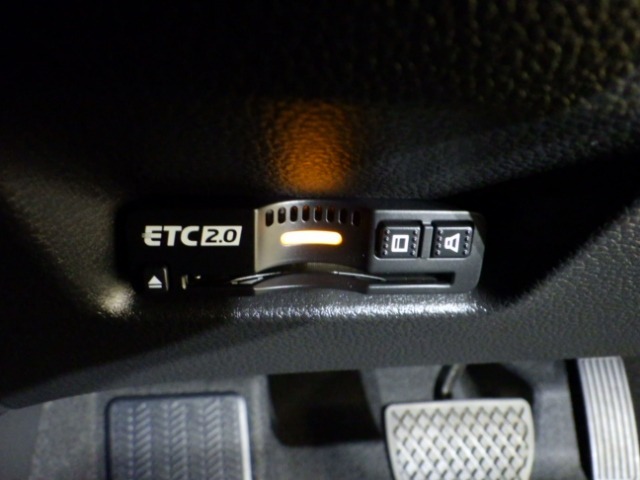 ETC付！高速道路の料金所はキャッシュレスで通過です！サービスエリア等にあるスマートインターの出入りも利用可能でとっても便利☆ご納車後すぐにお使い頂けるようセットアップしてのお渡しとなります。