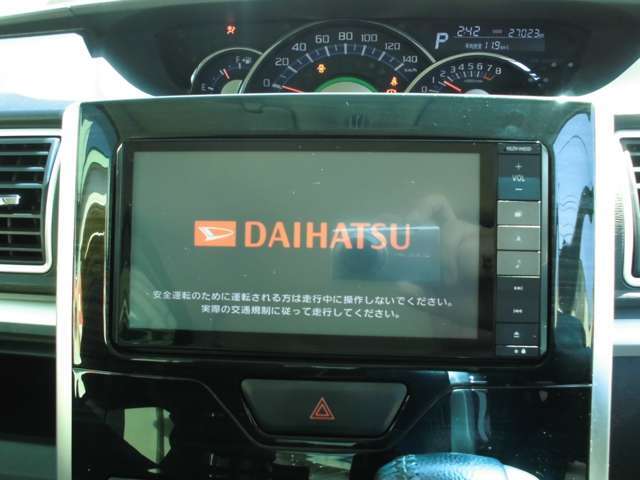 エンジン・ミッションなどの機関類も問題無く、大変良好な状態ですが是非一度ご来店頂き仕上がりをご確認ください！実際にエンジンを掛けたり、試乗してみて下さい！