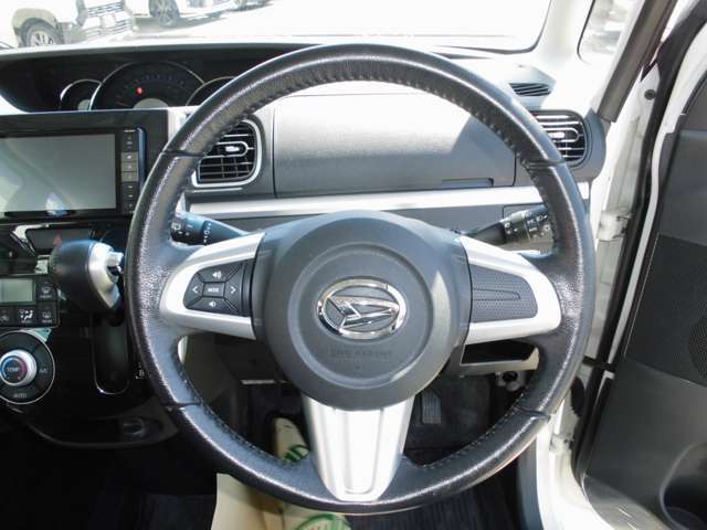 仕入れにもこだわっており、走行距離不明車両やメーター改ざんなどの車両は一切取り扱っておりません！また、修復歴に関しましても厳正なチェックを実施した上での適正な表示を致しておりますのでご安心下さい。
