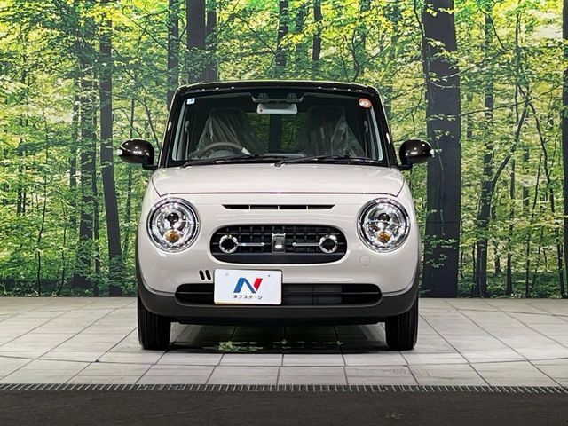 弊社では、全車『修復歴なし』のお車のみ取り扱っております。専任バイヤーによる厳選した仕入れの後、入庫後の車両チェックを行い、ネクステージが認定した高品質な中古車をご提供しております。