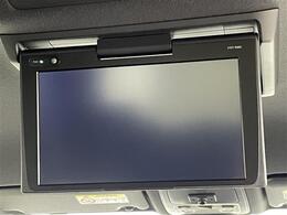 【後部座席操作部】後部座席を快適に過ごしていただくための便利な装備が付いています！