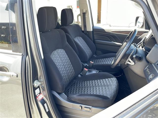 気になる車はすぐにお問い合わせください！右のカーセンサー専用無料ダイヤルから、専門スタッフがお車のご質問にお答えいたします！