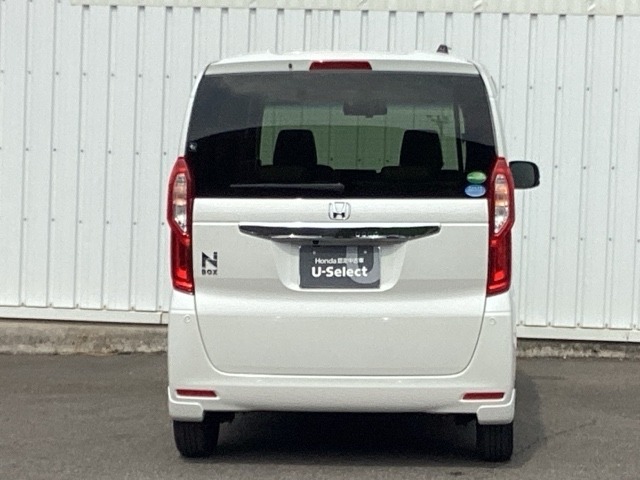 Hondaの認定中古車　U-Selecthは、Honda車であることはもちろん、修復歴※がない車両に限定、さらに第三者機関の車両状態証明書をすべての車両で取得しています。