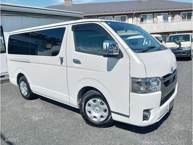 展示車輌は全て走行距離実走行の中古車です。※メーターの改ざんは行いません。