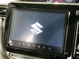 【大画面ナビ】人気の大型9インチナビを装備。存在感のある大画面はインパクト大！ナビ利用時のマップ表示は見やすく、テレビやDVDは臨場感がアップ！いつものドライブがグッと楽しくなります♪