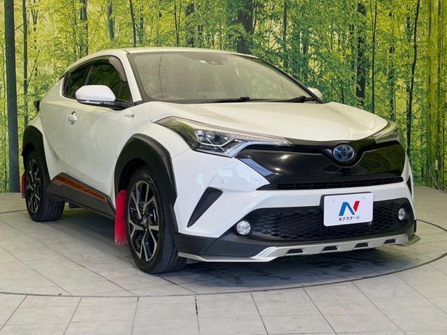 大好評のボディコーティング「弾スプラッシュコート」もご納車までに施工可能。通常のガラスコートと異なる、耐久年数6年の無機質ガラスコーティングが、ボディをキレイな状態に保ってくれます。