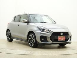 小さな車でも、しっかり未来が・・・？とっても広々してますよ！ぜひ、一度運転席に座ってみてください！世界が変わる・・・かも？