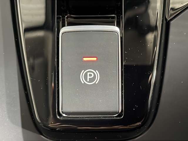 【電動パーキングブレーキ】電気モーターでパーキングブレーキをかける装置です。