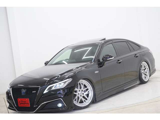 CAR-NEL トヨタ クラウン ハイブリッド 3.5 RS アドバンス 新車試乗記 トヨタ クラウン3.5RSアドバンス | 和歌山県エリア