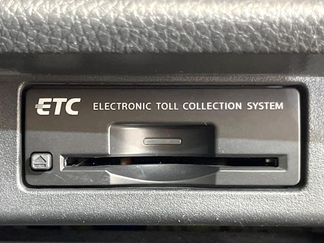 【ETC】高速道路の料金所をストレスなく通過！話題のスポットやサービスエリアに多い「スマートIC」利用時は必須のアイテムです。当店でセットアップを実施、ご納車当日からすぐにご利用いただけます！