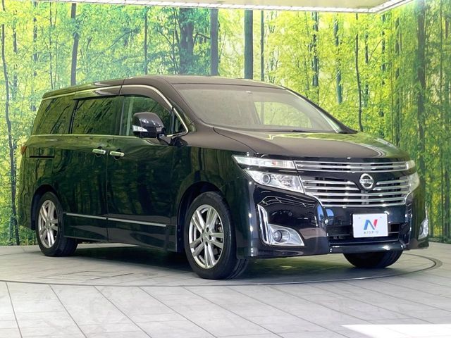 大好評のボディコーティング「弾スプラッシュコート」もご納車までに施工可能。通常のガラスコートと異なる、耐久年数6年の無機質ガラスコーティングが、ボディをキレイな状態に保ってくれます。