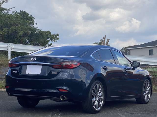 一物一価の中古車なので外装のキズなども隠すことなく撮影します。内装はシートの状態やパネルやオーディオ周りもたくさん撮影しております！o(｀ω´ )o