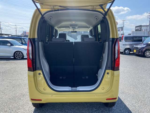 ☆自動車保険☆　保険も取り扱っておりますので、当社にて一括でお車の手続きができます！是非お任せ下さい！ 社員の9割が保険販売の資格取得者なので来店いただけた際はお気軽にお声がけくださいませ！