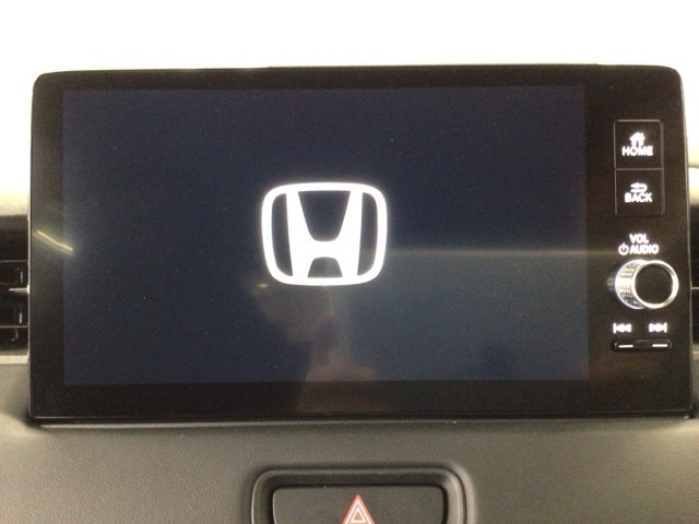 Honda　CONEECT対応で、更に便利が広がったナビディスプレーです♪フルセグTVとFM/AMラジオもお聞きいただけます♪