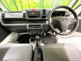 グループ総在庫数約30，000台！！全国の系列店からメーカー・車種問わずご紹介出来るので、あなたにピッタリのお車が見つかるはずです♪まずはお問い合わせ下さい☆