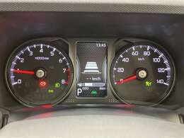 当社の中古車には3つの安心　 『まるごとクリーニング』 + 『車両検査証明書』 + 『ロングラン保証』がもれなく付いて来ます！点検整備の上、納車いたします。購入時の安心感に加えてアフターもお任せ♪