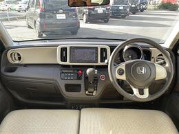 【インパネ全体】『インパネ全体』の画像になります。写真の内容に関してご不明点、ご質問等がございましたらお気軽にガリバー店舗までお問い合わせください。