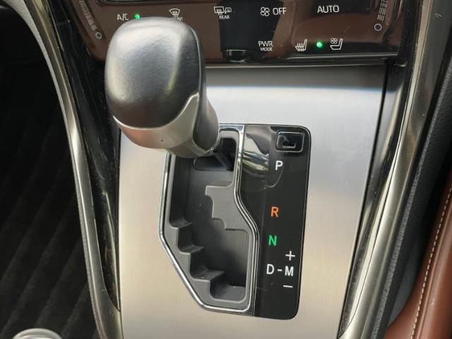 お車に合わせて無料保証以外にも、保証範囲、期間、距離を拡充させた有料保証もご用意しております！中古車の購入が初めてで不安・・・というお客様もご安心ください！