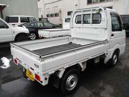 中国陸運支局認証工場です。点検・車検・修理・板金・塗装何でもお任せ下さい。全て自社工場にてサポート致します！車の事なら何でもお任せ下さい！！