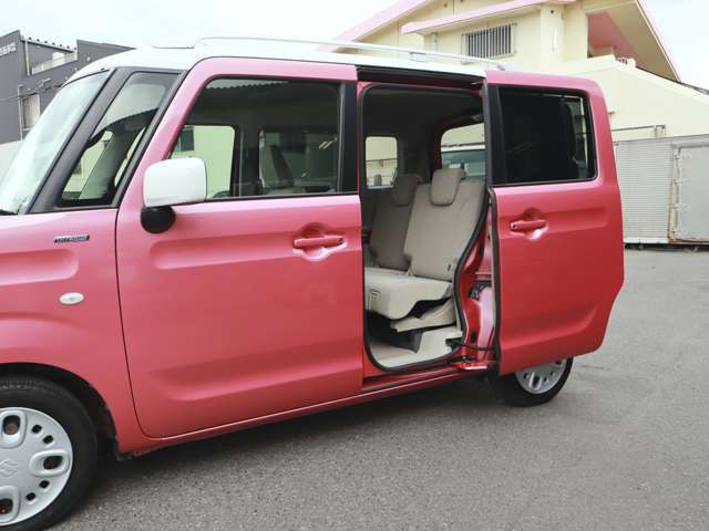 オート電動格納ドアミラー　ワンタッチ両側電動スライドドア♪　他の装備と違い、電動スライドドアだけは後から装備は出来ないので必須ですよ！