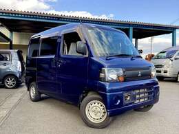 ミニキャブバン（U60系）の最大の特徴は、何よりもその実用性と積載性の高さにあります