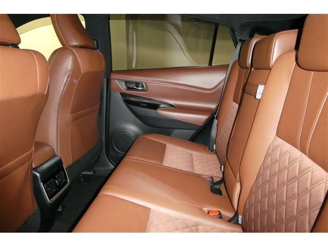 後席もしっかり座れます！