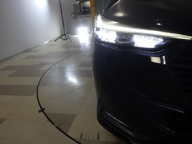 LEDヘッドライト！省電力で明るく遠くまで照らし、夜道や雨天時などの安心感を高めます☆点灯の瞬間から光量を放つLEDの特性により、トンネルへの進入直後などでも安心感のある視界を提供します！