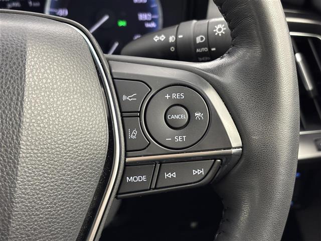 【レーダークルーズコントロール】アクセルを踏まなくても、設定した速度で走行できます！先行車との車間距離を適切に維持する追従走行の機能も有しています。機能には限界があるためご注意ください。