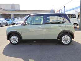 届出済み未使用車・LEDヘッドランプ・インテリキー・14インチアルミ・ナノイー搭載オートエアコン・プレミアムUVカットガラス・スズキセーフティサポート・シートヒーター・ステアリングスイッチ・USB充電ソケット