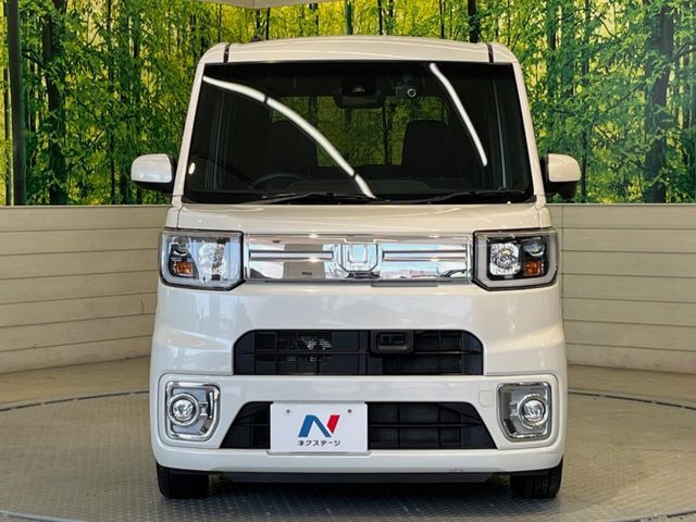 弊社では、全車『修復歴なし』のお車のみ取り扱っております。専任バイヤーによる厳選した仕入れの後、入庫後の車両チェックを行い、ネクステージが認定した高品質な中古車をご提供しております。