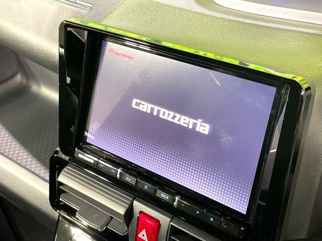 【pioneer8型ナビゲーション】目的地までしっかり案内してくれる使いやすいナビ。Bluetooth接続すればお持ちのスマホやMP3プレイヤーの音楽を再生可能！毎日の運転がさらに楽しくなります！！