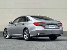 店舗にて現車の確認もいただけますので、お電話で在庫のご確認の上是非ご来店くださいませ。