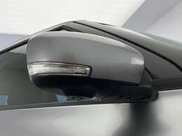 【ドアミラー】大きくて見やすいので、後方を見るときも安心です！