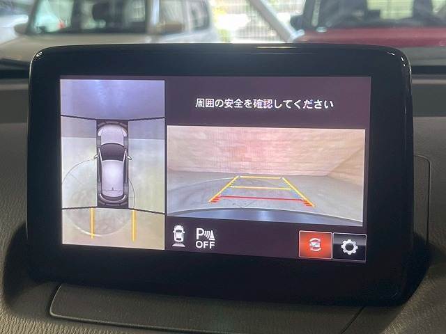【アラウンドビューモニター】を装備で駐車が苦手な方でも安心です。