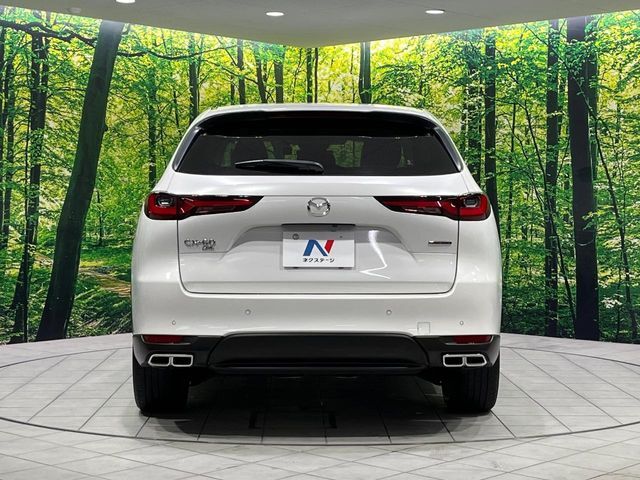 安心の最長10年・走行無制限保証（有償）をご用意。保証内容も充実はもちろん、無料点検＆オイル交換や、年中無休の全国・24時間ロードサービスも付帯されておりますのでご安心下さい。