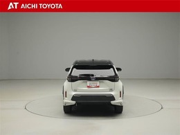 バックドア開閉は電動です。