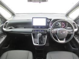 当社の中古車は全社整備付価格です。別途、整備料金をいただくことはございませんのでご安心ください。全社オイル、オイルフィルターの交換はもちろんのこと、必要だと判断した消耗品は交換させていただきます