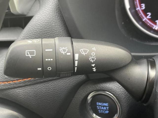 お車に合わせて無料保証以外にも、保証範囲、期間、距離を拡充させた有料保証もご用意しております！中古車の購入が初めてで不安・・・というお客様もご安心ください！