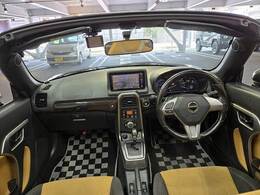 アイポイントが高く見晴らしの良い運転席です！