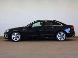 Audi A4 35 TDI S line/プライバシーガラス/マトリクスLEDヘッドライト/アルミホイール 5Yスポークデザイン 8Jx18