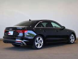 Audi A4 35 TDI S line/プライバシーガラス/マトリクスLEDヘッドライト/アルミホイール 5Yスポークデザイン 8Jx18