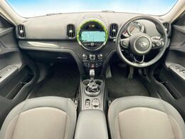 輸入車グループ総在庫数約2，000台！全国の系列店からメーカー・車種問わずご紹介出来るので、あなたにピッタリのお車が見つかるはずです♪まずはお問い合わせ下さい☆