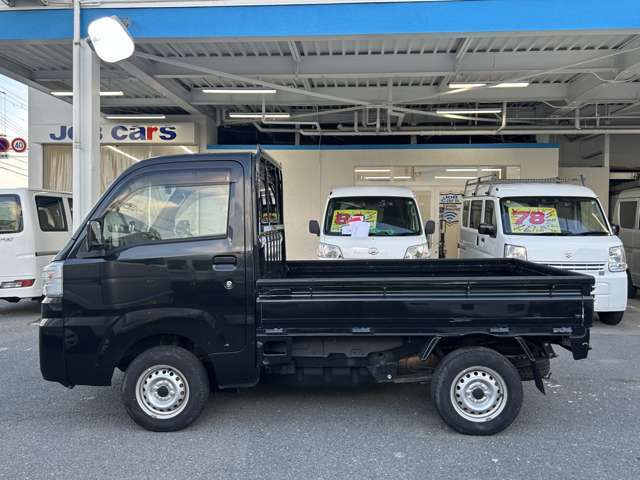オールメーカー展示中！！色々な車種を見比べて頂いても構いません！！見て触って乗ってあなたにピッタリのお車をお探しにご来店ください！ホームページ　https://www.jobcars.jp