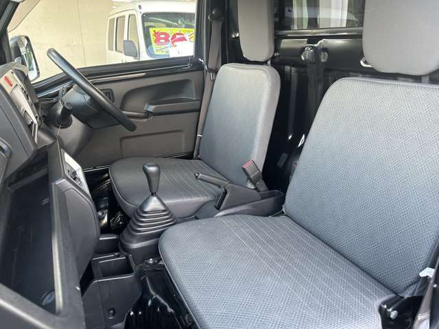 高品質車両はもちろん！高品質だからこそ低価格にしたい！！お客様と同じ気持ちで一生懸命頑張ります！！ホームページ　https://www.jobcars.jp